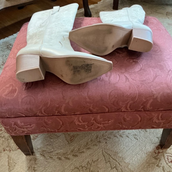 Crown Vintage Sila Embroidered Western Boots in White Sz 7 EUC - Picture 13 of 15